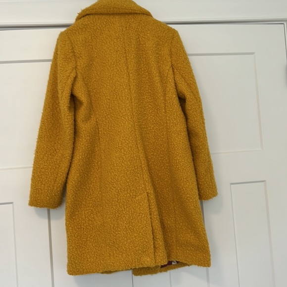 Fabulous SAM EDELMAN COAT. 1 button 1 snap. Size 10. Yellow mustard color. - Picture 9 of 9